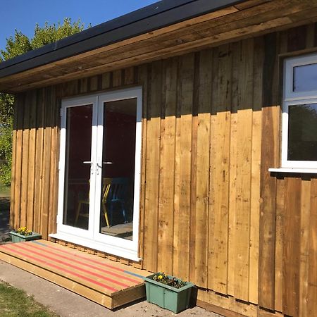 Woodpecker Glamping Cabin Bodmin Extérieur photo